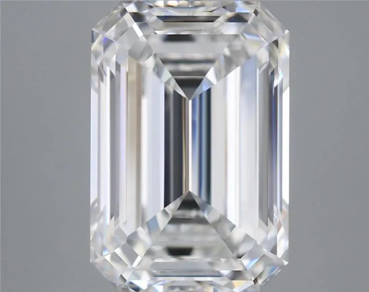 5.56ct Emerald Lab Grown Diamond (Colour E, Clarity VVS2, IGI Certified)