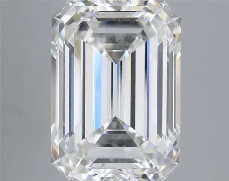 5.74ct Emerald Lab Grown Diamond (Colour E, Clarity VVS2, IGI Certified)