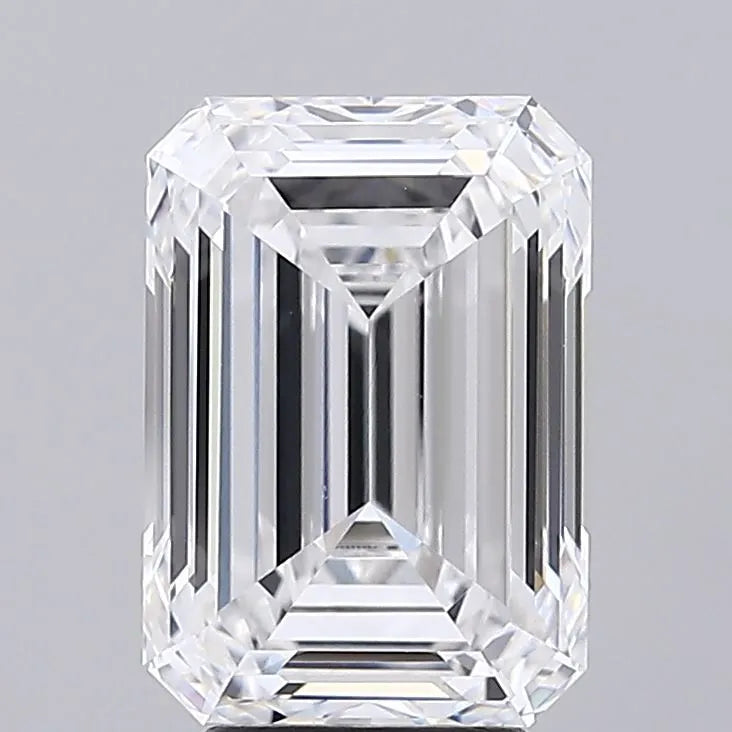 4.66ct Emerald Lab Grown Diamond (Colour E, Clarity VVS1, IGI Certified)