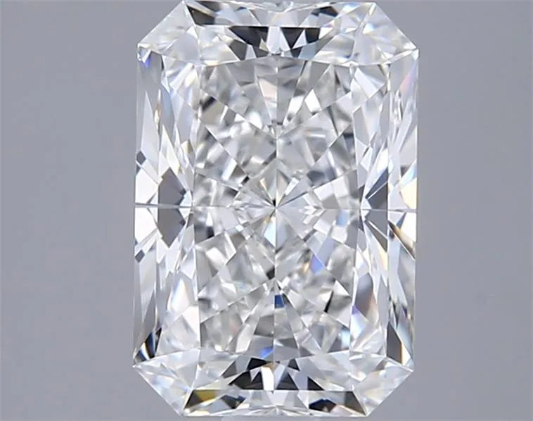 2.00ct Radiant Lab Grown Diamond (Colour E, Clarity VVS1, IGI Certified)