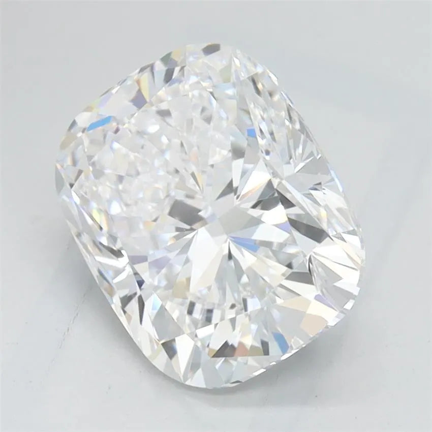 2.01ct Cushion brilliant Lab Grown Diamond (Colour D, Clarity VVS1, GIA Certified)