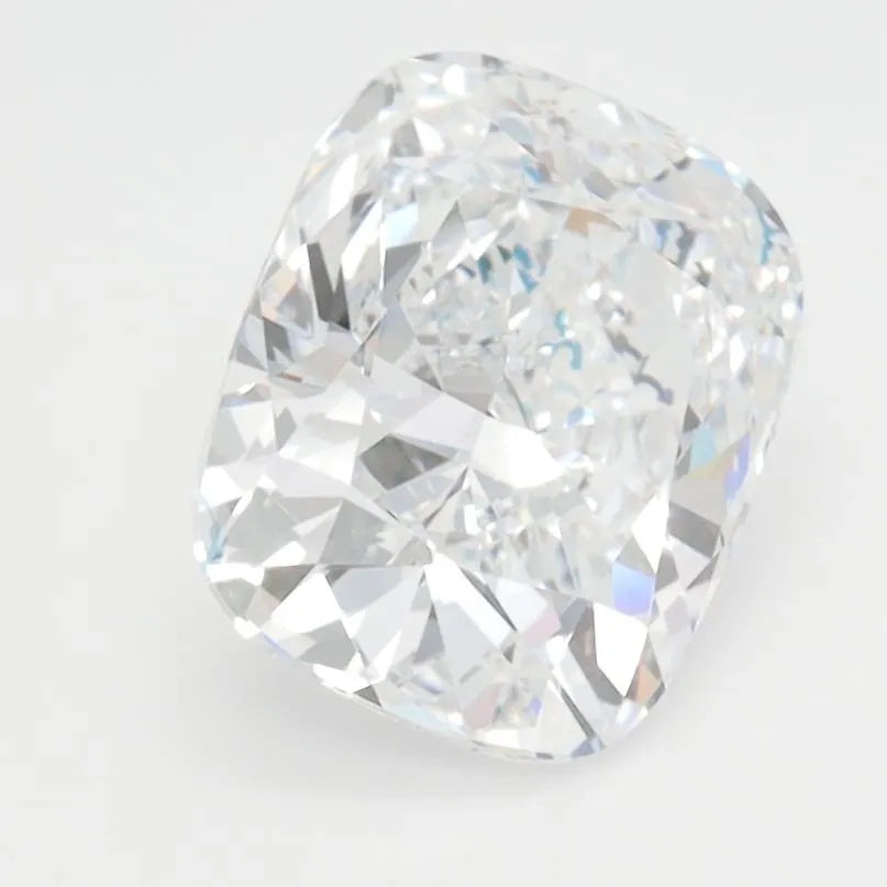 2.01ct Cushion brilliant Lab Grown Diamond (Colour D, Clarity VVS2, IGI Certified)