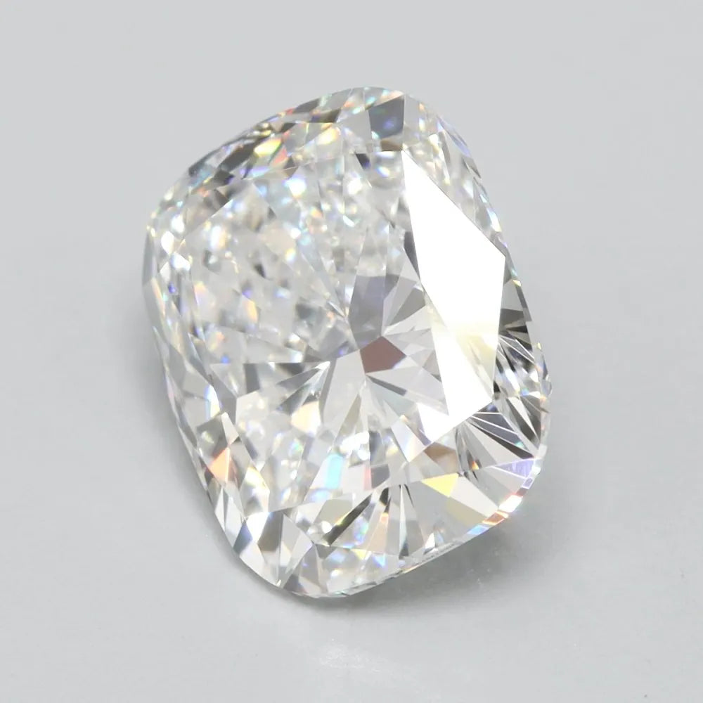 2.01ct Cushion brilliant Lab Grown Diamond (Colour E, Clarity VVS2, IGI Certified)