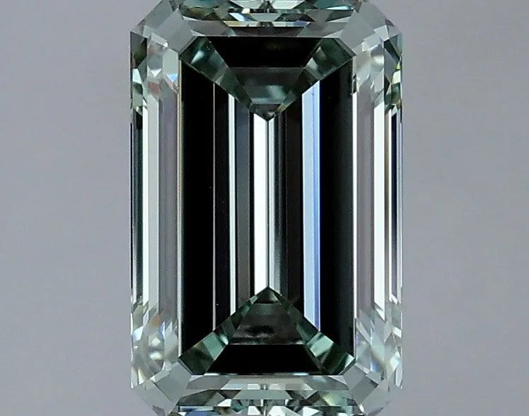 2.01ct Emerald Lab Grown Diamond (Colour Fancy Intense Green, Clarity VVS2, IGI Certified)