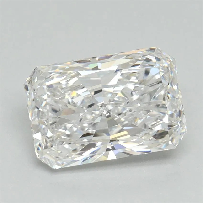 2.01ct Radiant Lab Grown Diamond (Colour D, Clarity VVS1, IGI Certified)