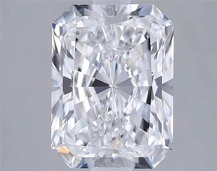 2.01ct Radiant Lab Grown Diamond (Colour D, Clarity VVS1, IGI Certified)
