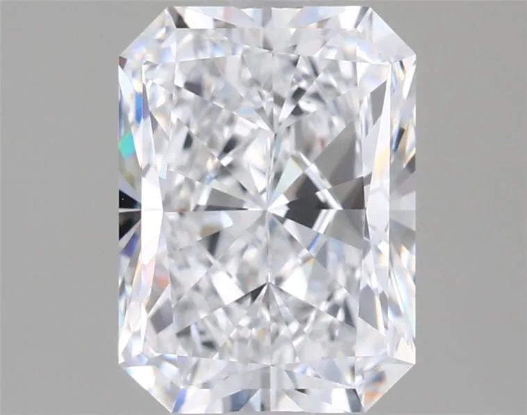 2.01ct Radiant Lab Grown Diamond (Colour E, Clarity VVS1, IGI Certified)