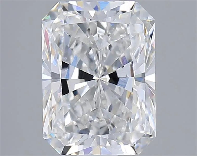 2.01ct Radiant Lab Grown Diamond (Colour E, Clarity VVS2, IGI Certified)