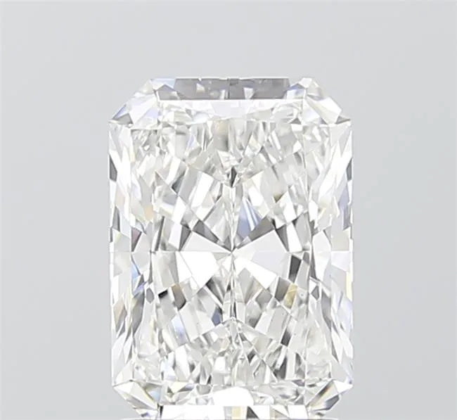2.02ct Radiant Lab Grown Diamond (Colour E, Clarity VS1, IGI Certified)