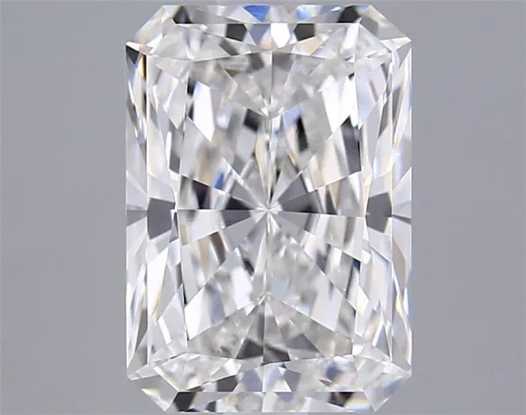 2.03ct Radiant Lab Grown Diamond (Colour F, Clarity VVS1, IGI Certified)