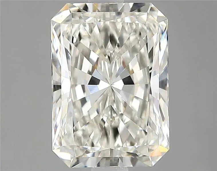 2.03ct Radiant Lab Grown Diamond (Colour H, Clarity VVS1, IGI Certified)