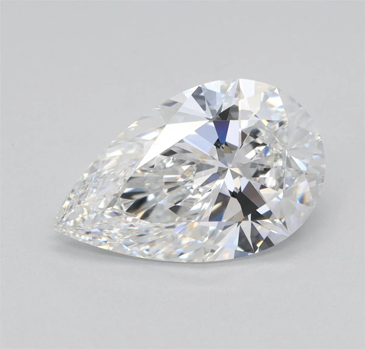 2.04ct Pear Lab Grown Diamond (Colour E, Clarity VVS1, IGI Certified)