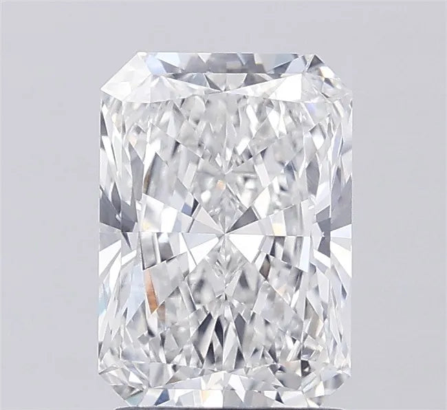 2.05ct Radiant Lab Grown Diamond (Colour E, Clarity VS1, IGI Certified)