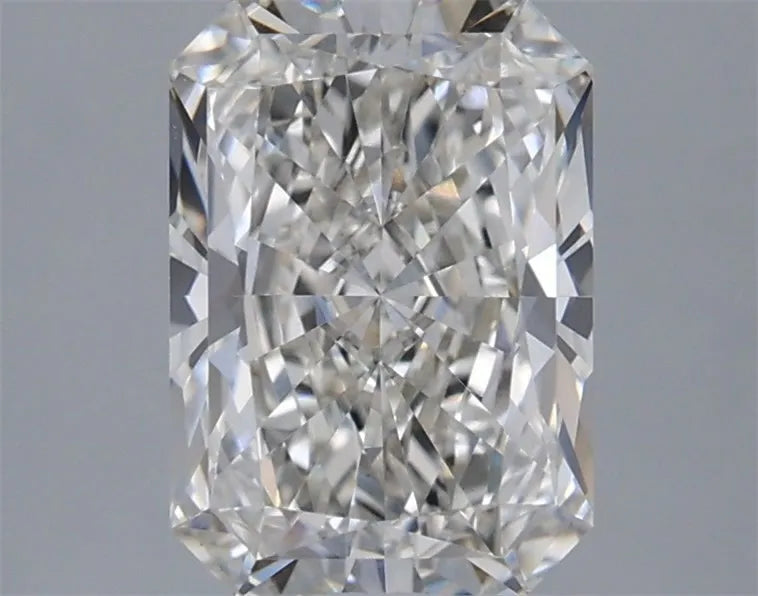 2.07ct Radiant Lab Grown Diamond (Colour G, Clarity VVS2, IGI Certified)