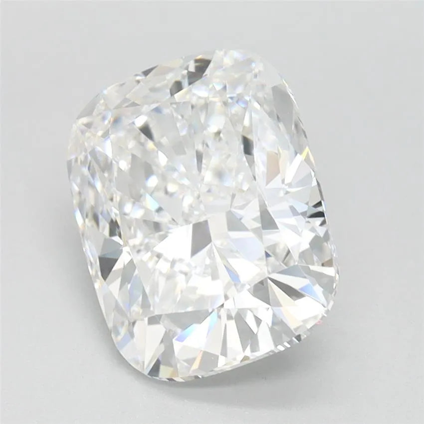 2.08ct Cushion modified Lab Grown Diamond (Colour D, Clarity VVS1, IGI Certified)