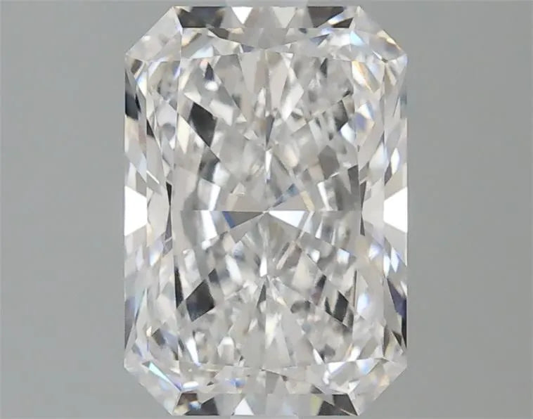 2.08ct Radiant Lab Grown Diamond (Colour E, Clarity VVS2, IGI Certified)