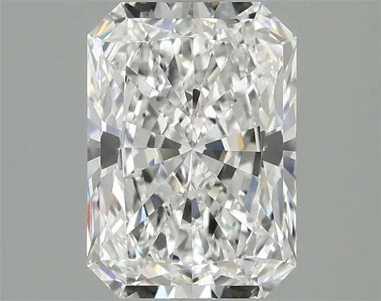 2.08ct Radiant Lab Grown Diamond (Colour E, Clarity VVS2, IGI Certified)