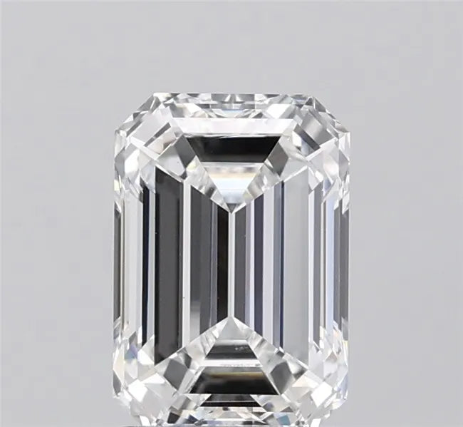 2.10ct Emerald Lab Grown Diamond (Colour E, Clarity VVS2, IGI Certified)