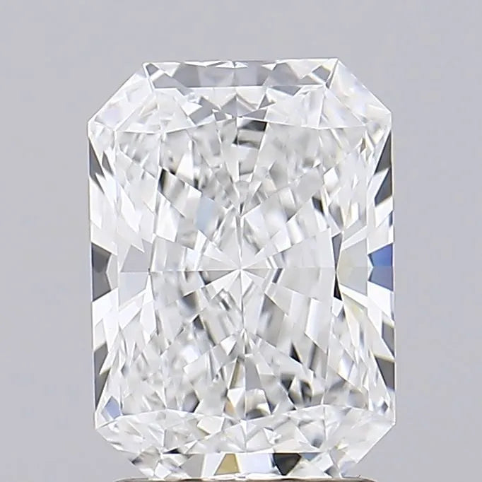 2.14ct Radiant Lab Grown Diamond (Colour E, Clarity VVS2, IGI Certified)