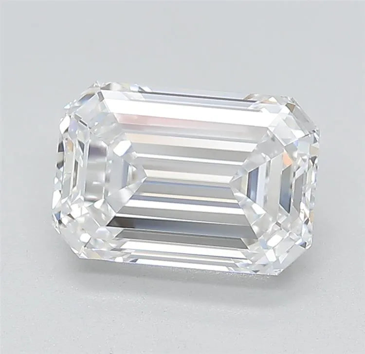2.22ct Emerald Lab Grown Diamond (Colour D, Clarity VVS1, GIA Certified)