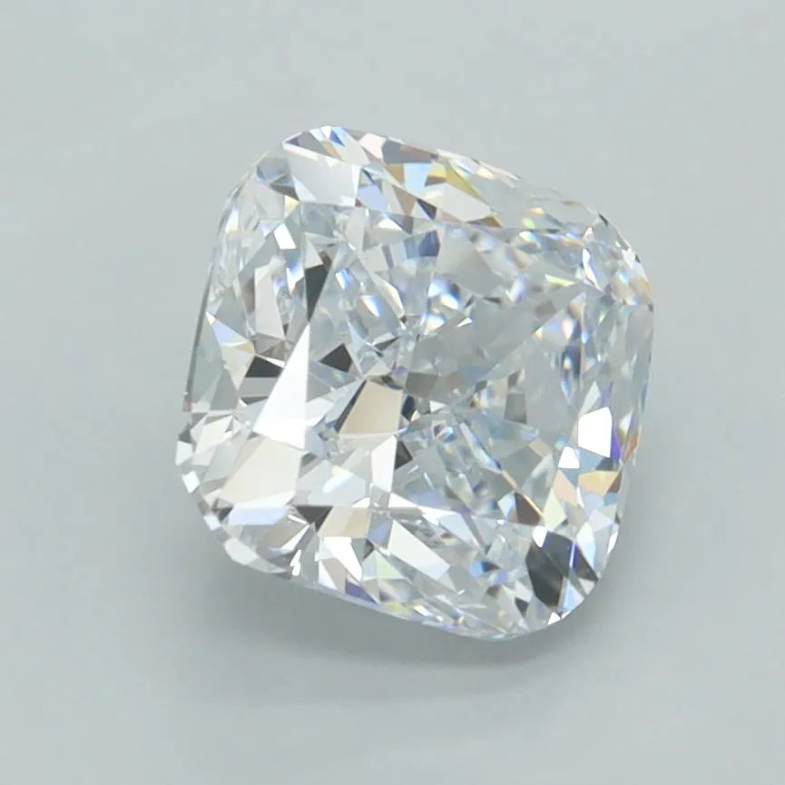 2.24ct Cushion modified Lab Grown Diamond (Colour F, Clarity VVS2, IGI Certified)