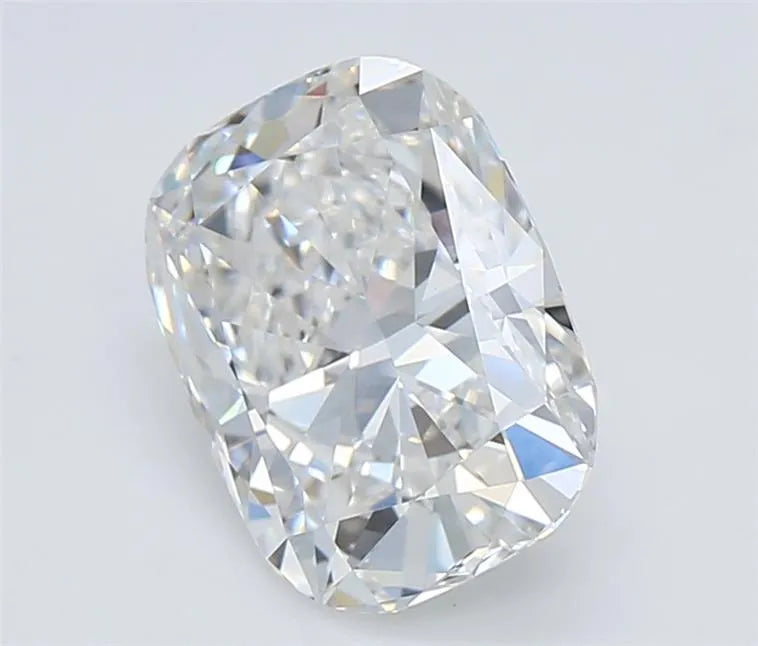 2.27ct Cushion modified Lab Grown Diamond (Colour F, Clarity VS1, GIA Certified)