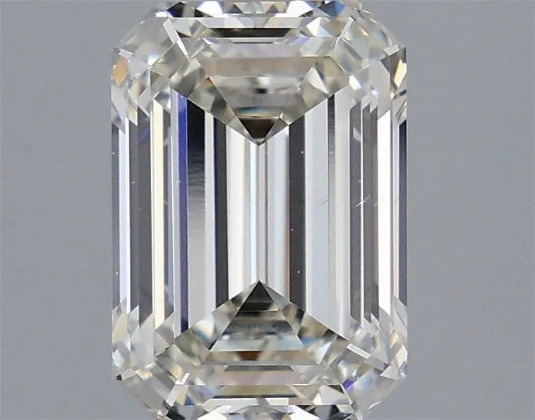 2.28ct Emerald Lab Grown Diamond (Colour I, Clarity VS2, IGI Certified)