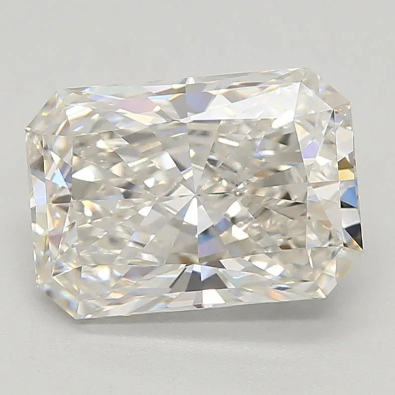 2.28ct Radiant Lab Grown Diamond (Colour G, Clarity VS1, IGI Certified)