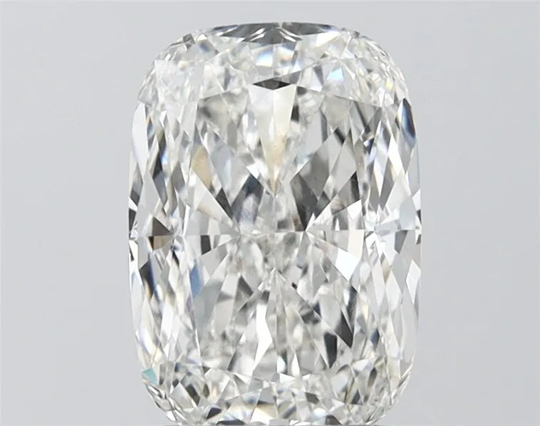 2.41ct Cushion modified Lab Grown Diamond (Colour F, Clarity VVS2, IGI Certified)