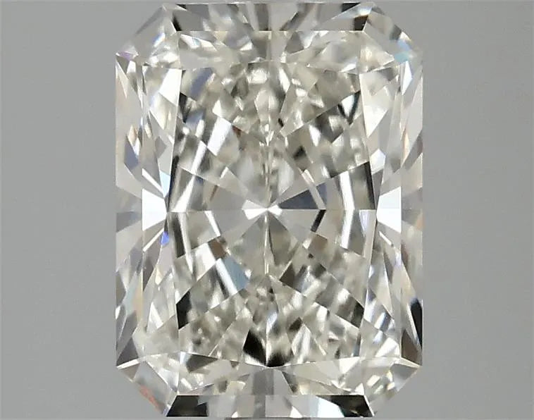 2.41ct Radiant Lab Grown Diamond (Colour H, Clarity VVS1, IGI Certified)