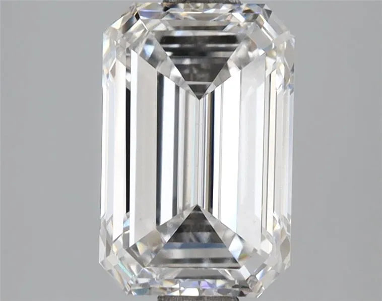 2.49ct Emerald Lab Grown Diamond (Colour D, Clarity VVS2, IGI Certified)