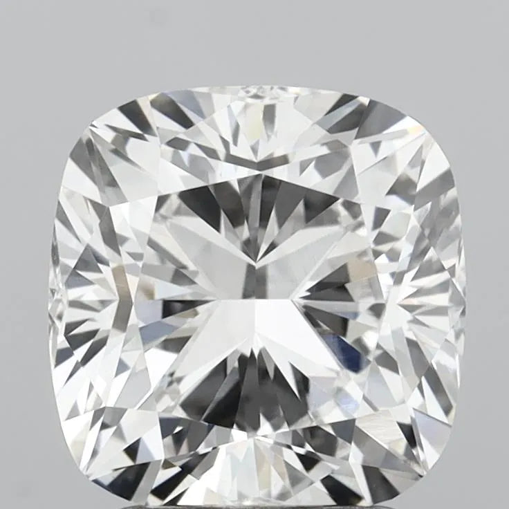 2.50ct Cushion modified Lab Grown Diamond (Colour E, Clarity VVS2, IGI Certified)