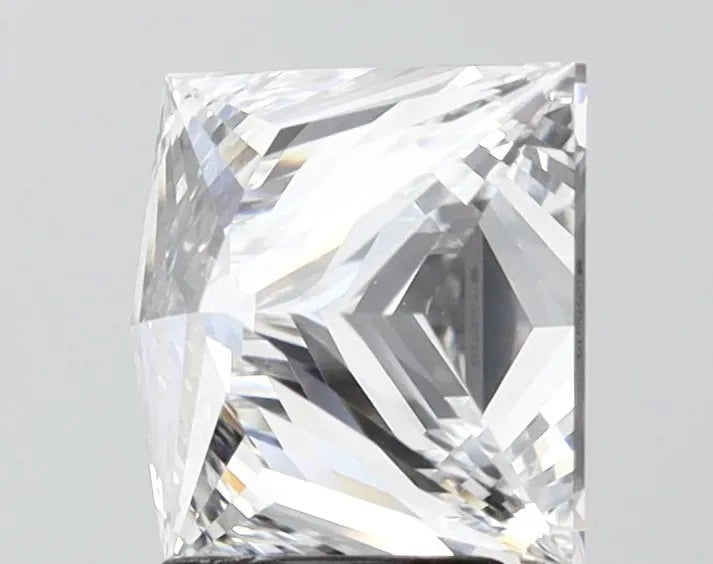 2.51ct Princess Lab Grown Diamond (Colour E, Clarity VS2, IGI Certified)