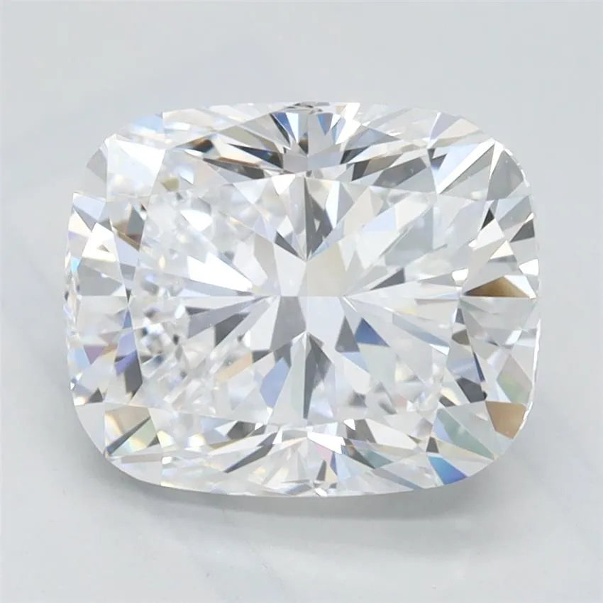 2.52ct Cushion modified Lab Grown Diamond (Colour D, Clarity VVS1, IGI Certified)