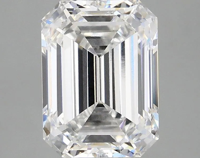 2.52ct Emerald Lab Grown Diamond (Colour D, Clarity SI1, IGI Certified)
