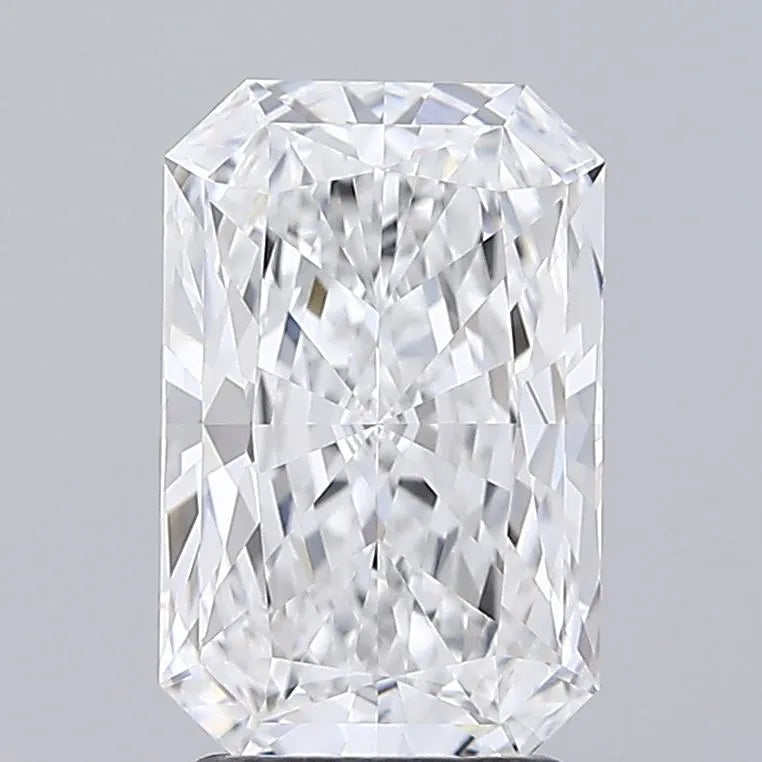 2.52ct Radiant Lab Grown Diamond (Colour D, Clarity VVS1, IGI Certified)