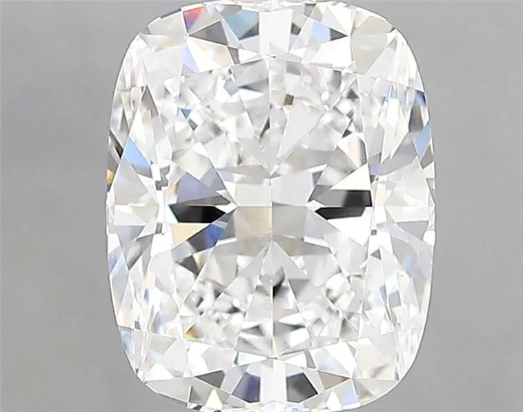 2.53ct Cushion modified Lab Grown Diamond (Colour E, Clarity VVS2, IGI Certified)
