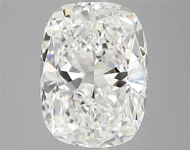 2.53ct Cushion modified Lab Grown Diamond (Colour E, Clarity VVS2, IGI Certified)