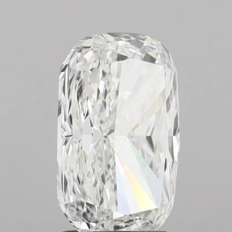 2.53ct Cushion modified Lab Grown Diamond (Colour E, Clarity VVS2, IGI Certified)
