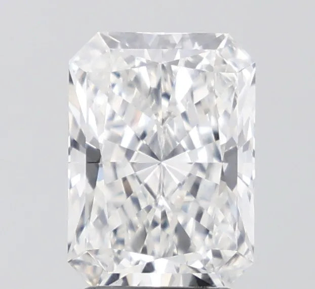 2.54ct Radiant Lab Grown Diamond (Colour F, Clarity VS1, IGI Certified)