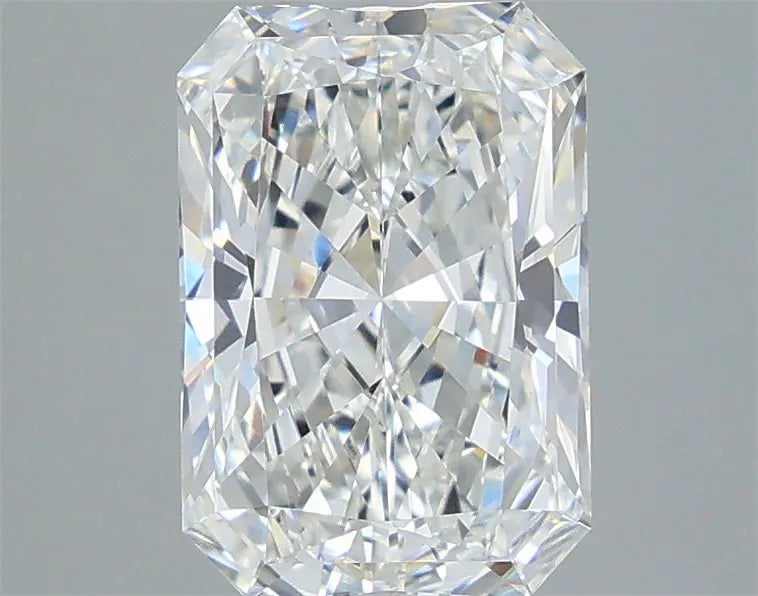 2.54ct Radiant Lab Grown Diamond (Colour G, Clarity VVS2, IGI Certified)