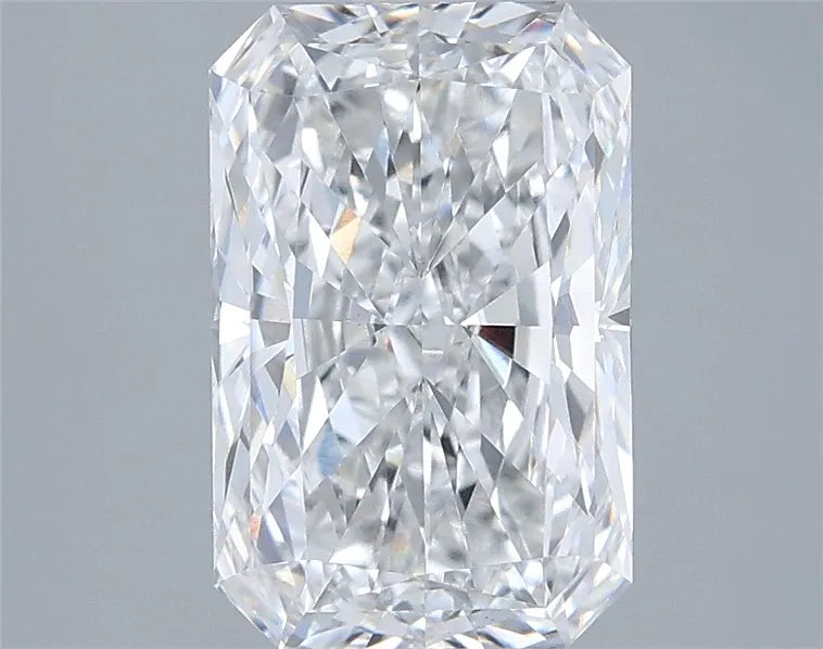 2.55ct Radiant Lab Grown Diamond (Colour D, Clarity VS1, IGI Certified)