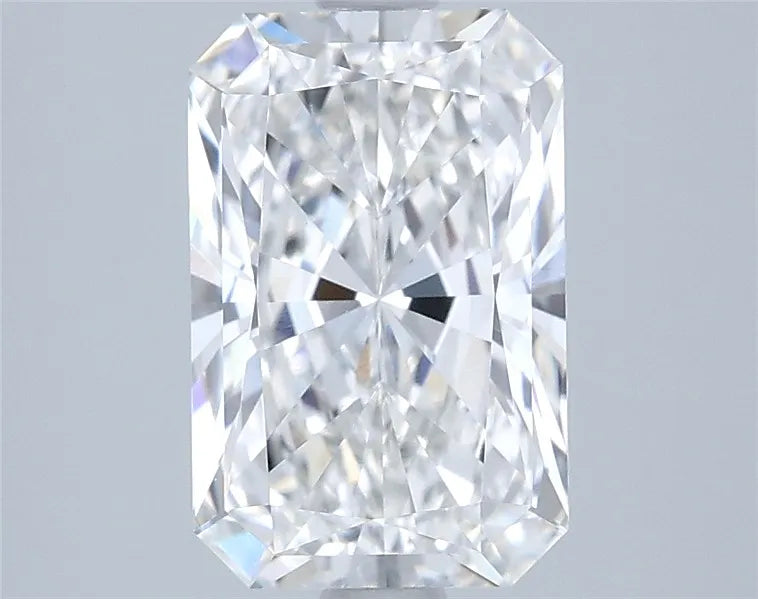 2.55ct Radiant Lab Grown Diamond (Colour F, Clarity VVS2, GIA Certified)