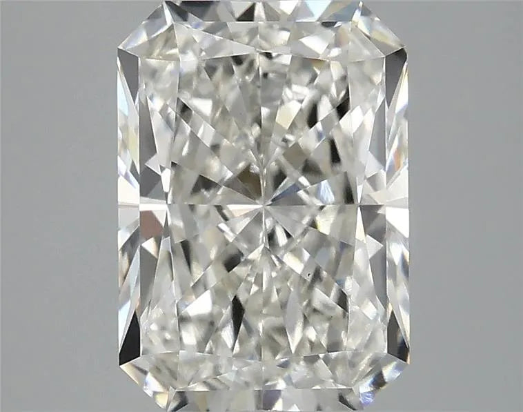 2.55ct Radiant Lab Grown Diamond (Colour G, Clarity VS1, IGI Certified)