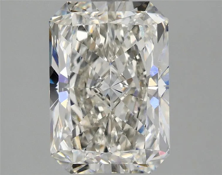 2.55ct Radiant Lab Grown Diamond (Colour H, Clarity VS1, IGI Certified)