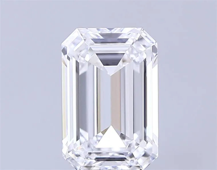 2.56ct Emerald Lab Grown Diamond (Colour D, Clarity VVS1, IGI Certified)