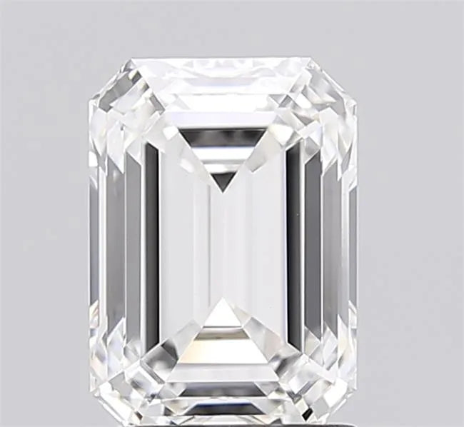 2.57ct Emerald Lab Grown Diamond (Colour E, Clarity VVS2, IGI Certified)