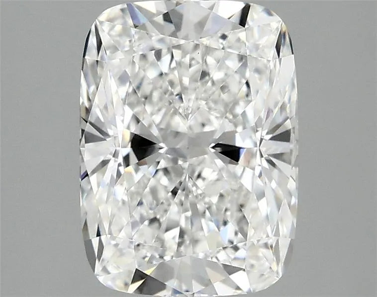 2.59ct Cushion modified Lab Grown Diamond (Colour E, Clarity VVS2, IGI Certified)