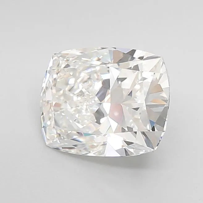 2.59ct Cushion modified Lab Grown Diamond (Colour E, Clarity VVS2, IGI Certified)