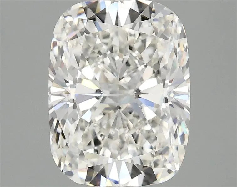2.59ct Cushion modified Lab Grown Diamond (Colour G, Clarity VVS2, IGI Certified)